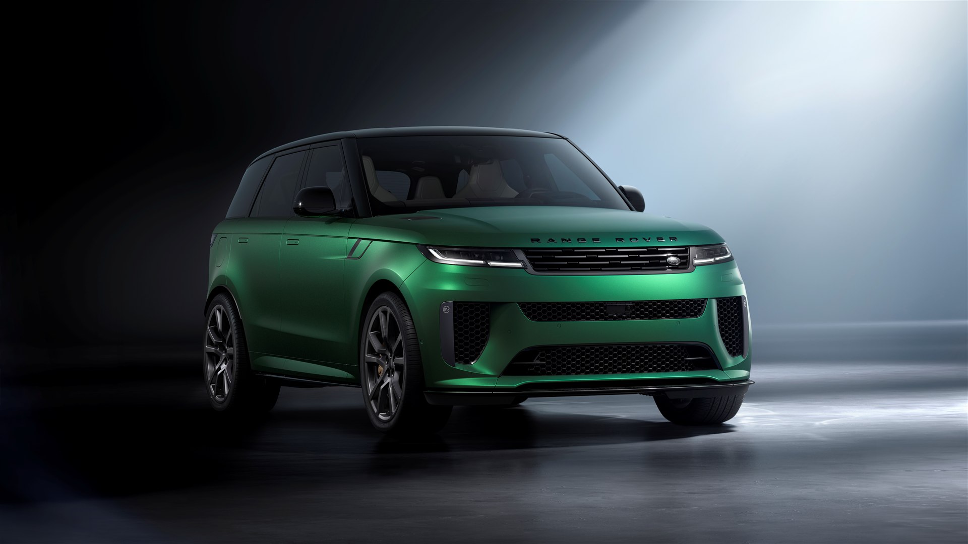 レンジローバースポーツ SV ビスポーク イリデッセンスエディション(ヴェルデ)のフロントスタイル