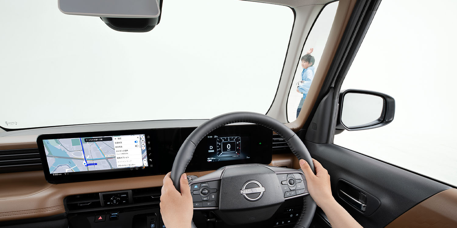 日産 ルークスの運転席からの視界(現行モデル)