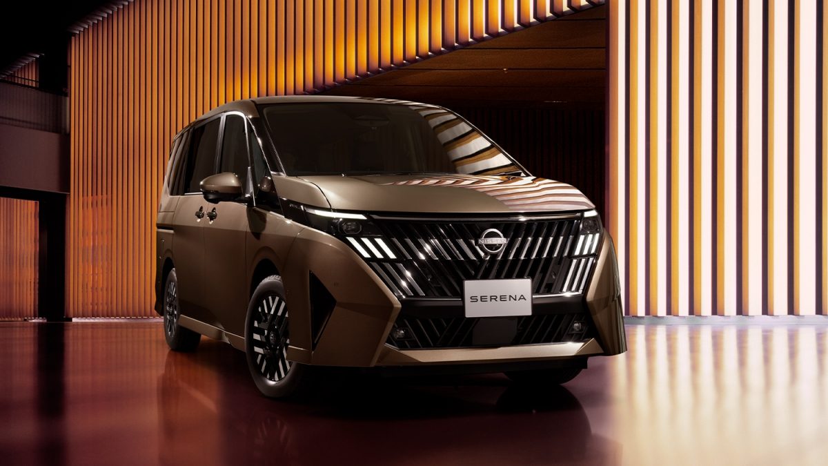 日産 セレナ e-POWER LUXIONの外観(現行モデル)