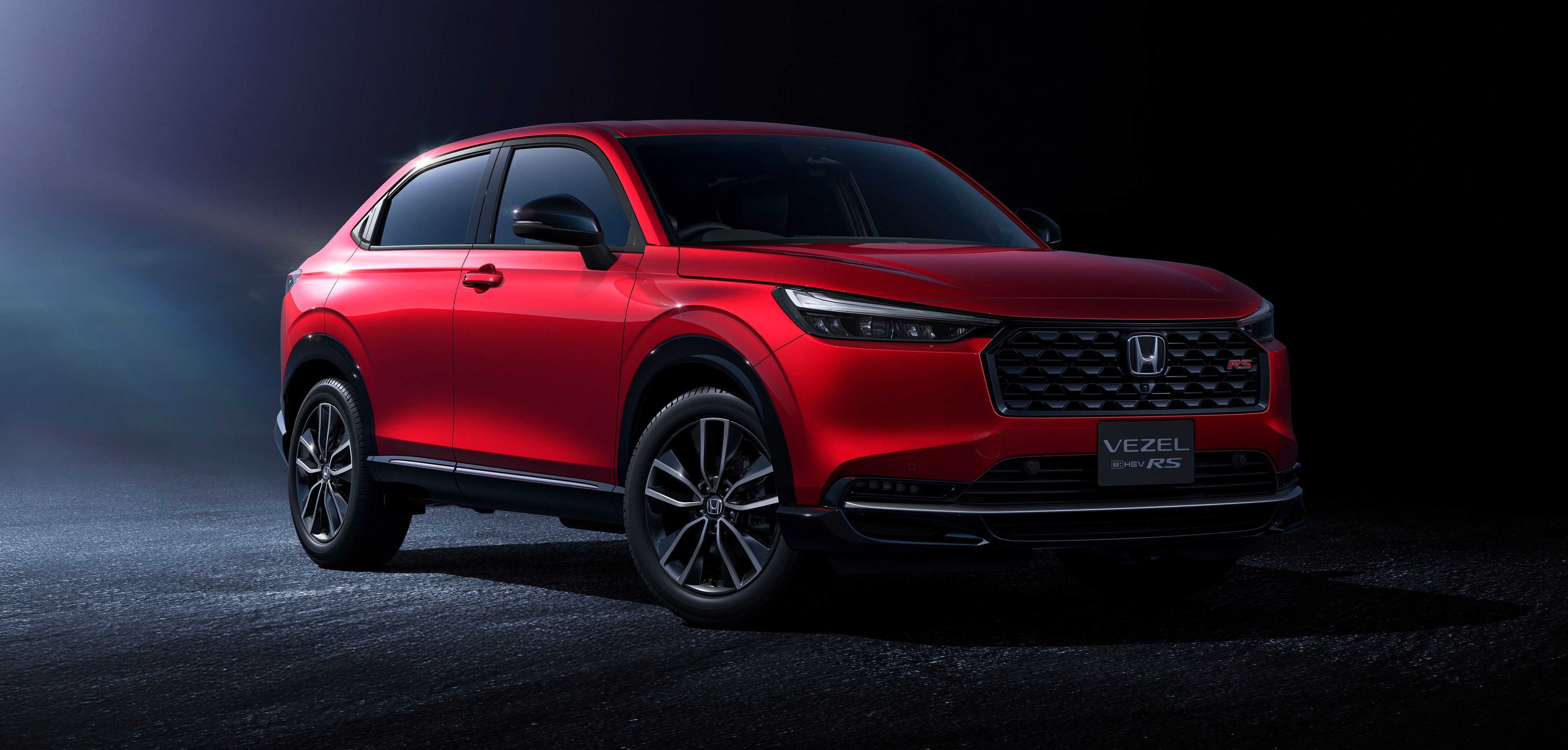 ホンダ ヴェゼル e:HEV RS(4WD)のフロントスタイル(現行モデル)