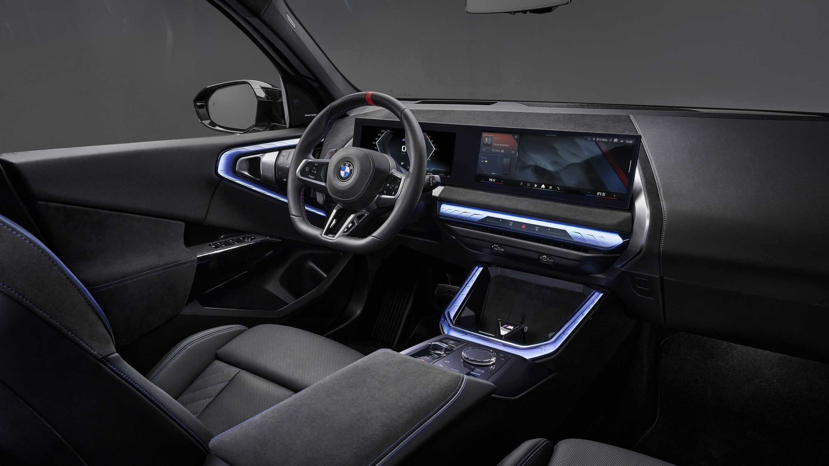 BMW X3 M50 xDrive ブラックパッケージのコックピット